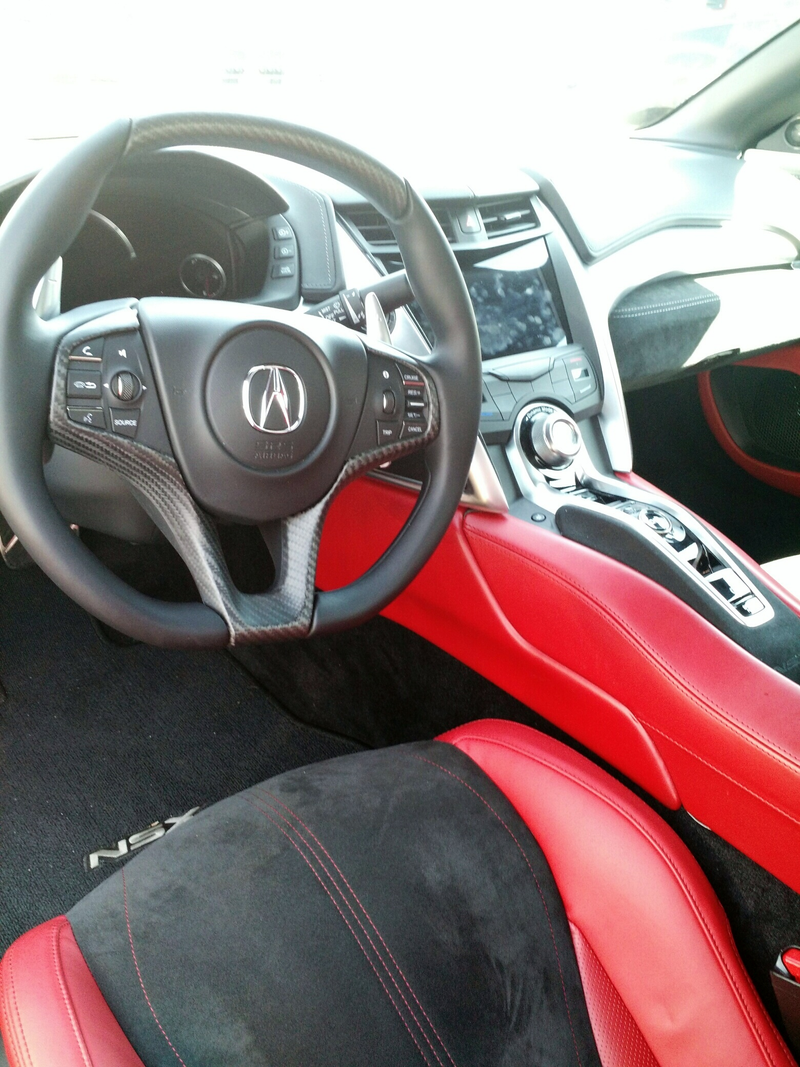 Illustration for article titled Take a Look at this Pre-Production Acura NSX